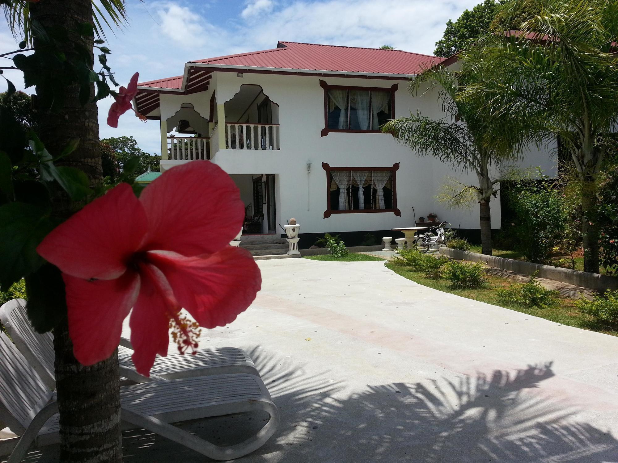 Zanboza Guesthouse La Digue Exterior foto